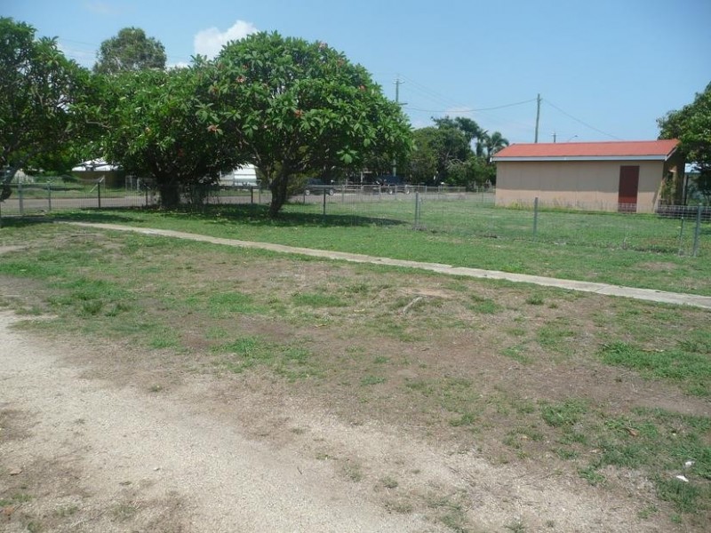 44 Murroona Road, Bowen QLD 4805