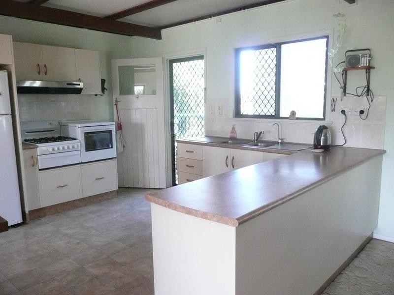 23 Field Street, Bowen QLD 4805