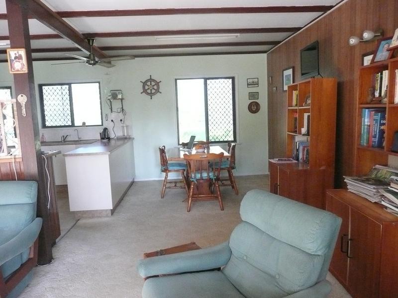 23 Field Street, Bowen QLD 4805