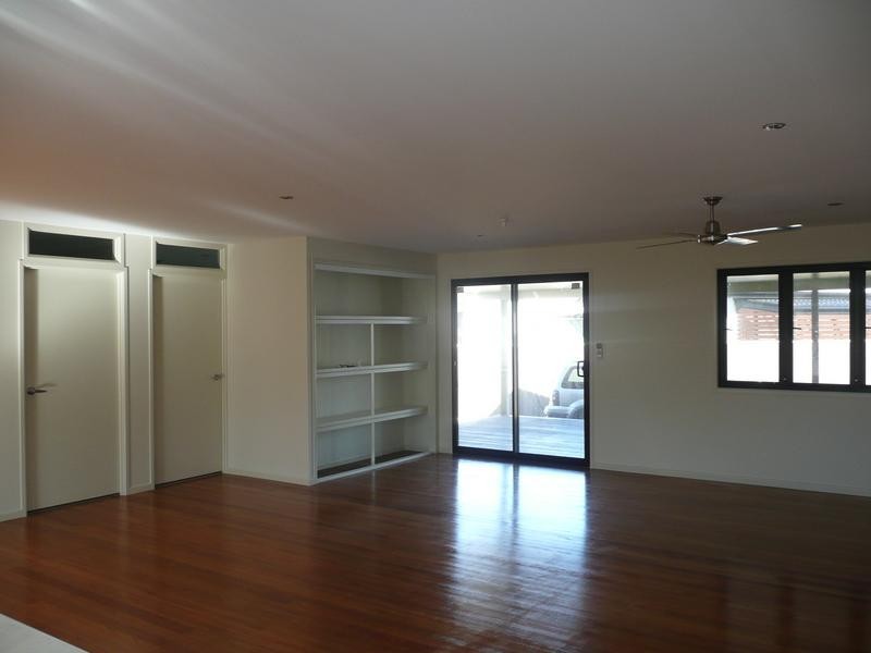5 Peters Place, Bowen QLD 4805