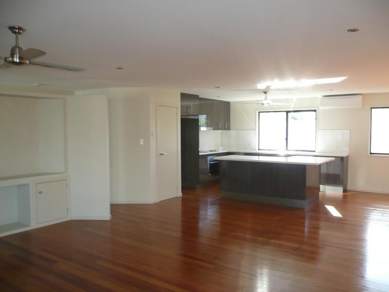 5 Peters Place, Bowen QLD 4805