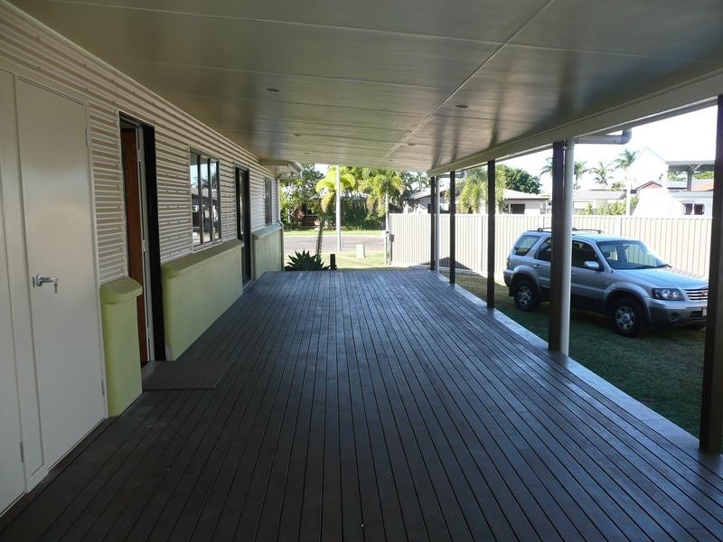 5 Peters Place, Bowen QLD 4805