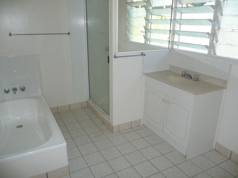 56 Tracey Street, Bowen QLD 4805