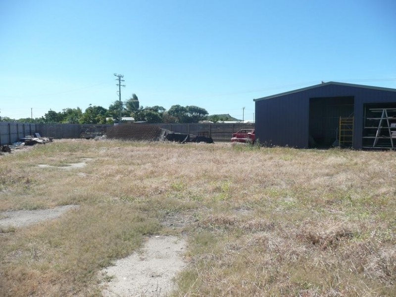 8 Cullen Close, Bowen QLD 4805