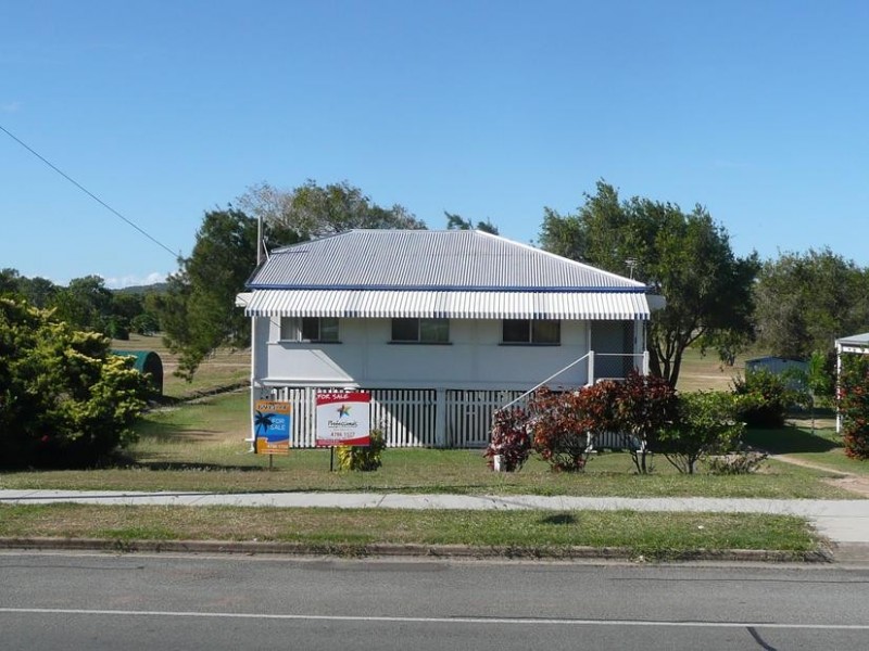 112 Herbert Street, Bowen QLD 4805