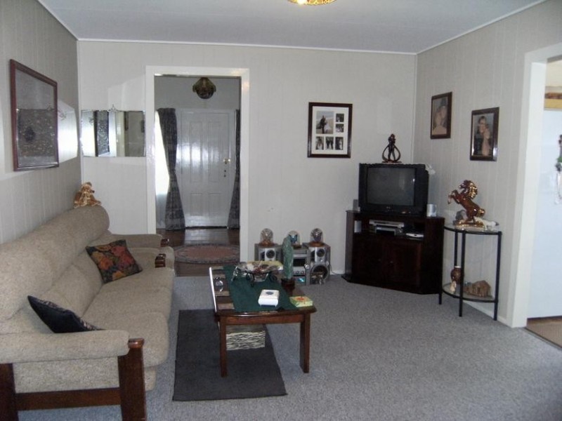 25 Leichhardt Street, Bowen QLD 4805