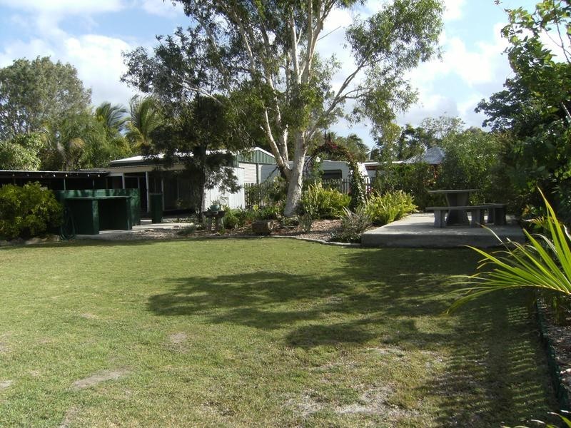 25 Leichhardt Street, Bowen QLD 4805