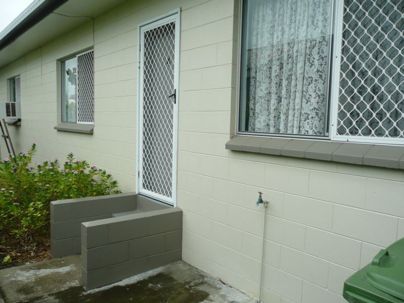 4/16 Powell Street, Bowen QLD 4805