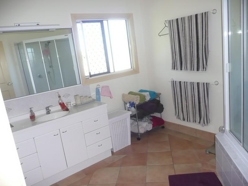 37 Betzels Lane, Bowen QLD 4805