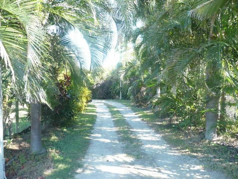 37 Betzels Lane, Bowen QLD 4805