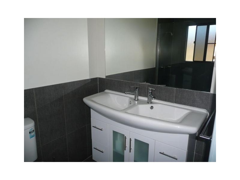 18a Gloucester Street, Bowen QLD 4805