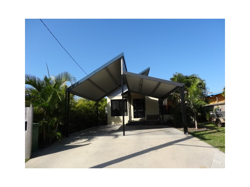 18a Gloucester Street, Bowen QLD 4805