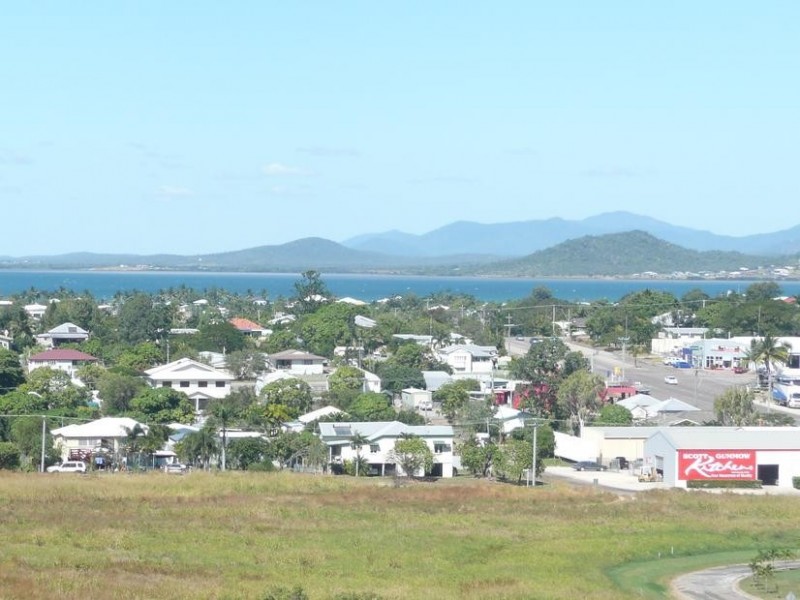 8 Yardley Court, Bowen QLD 4805