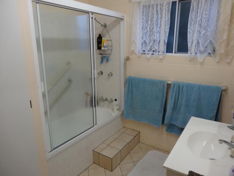 56 Mullers Lane, Bowen QLD 4805