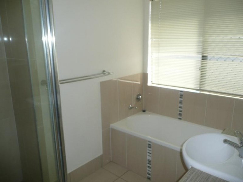 2/98A Williams Street, Bowen QLD 4805