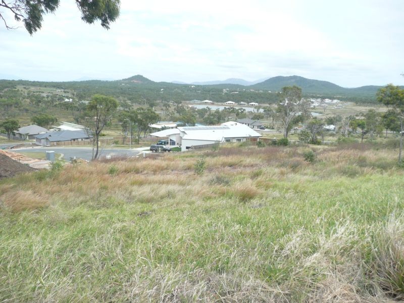 11 Harbour View Terrace, Bowen QLD 4805