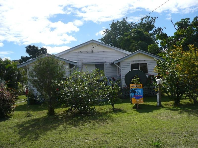 33 Drake Street, Collinsville QLD 4804