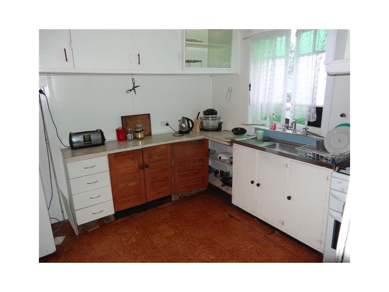 35 Dalrymple Street, Bowen QLD 4805