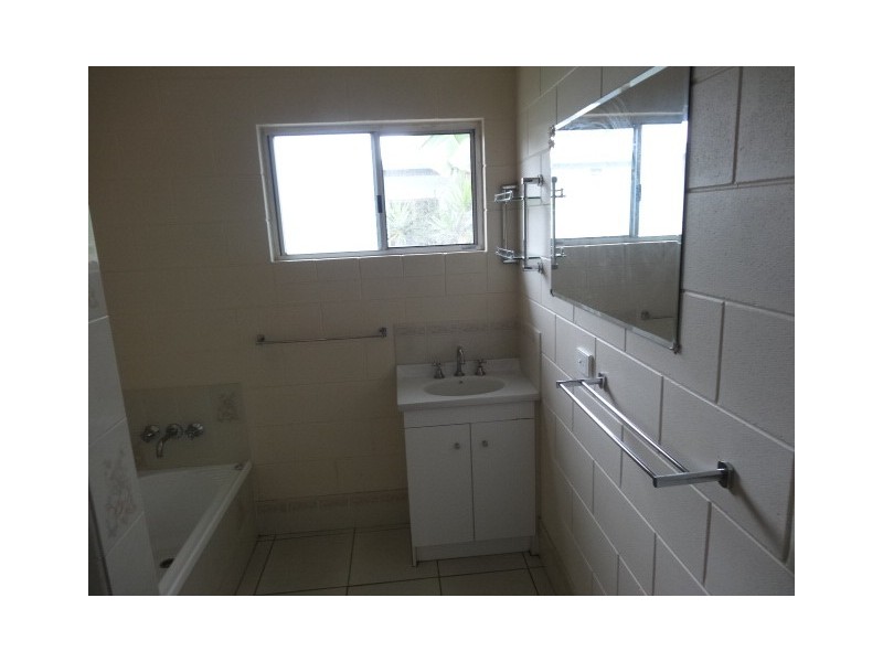 1 Gloucester Street, Bowen QLD 4805