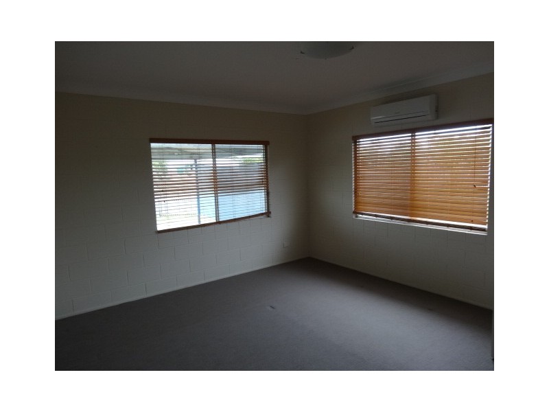 1 Gloucester Street, Bowen QLD 4805