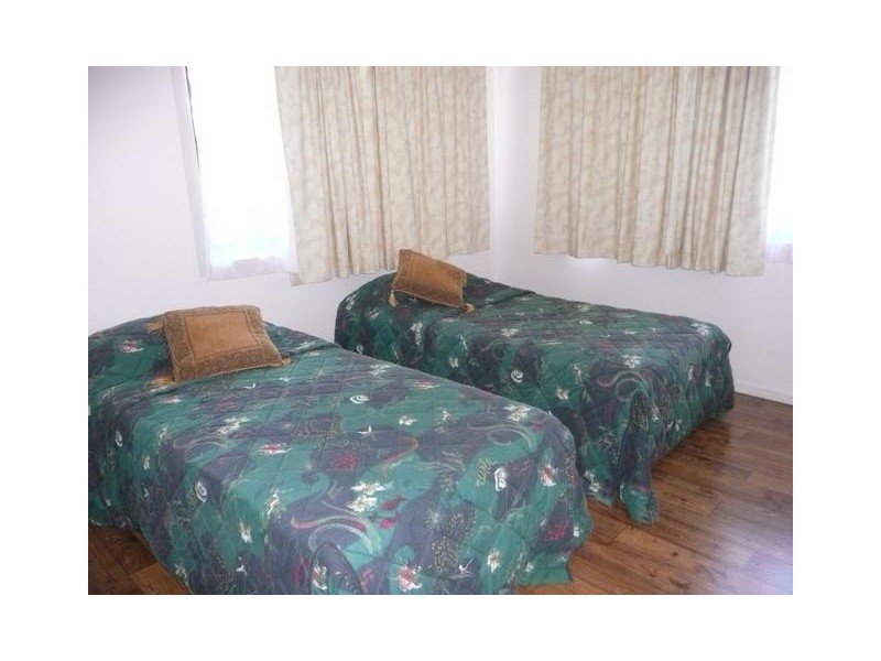 27 Emmerson Drive, Bowen QLD 4805