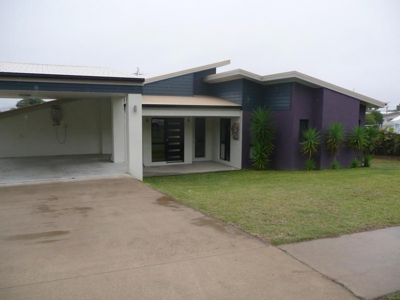 6 Allan Place, Bowen QLD 4805