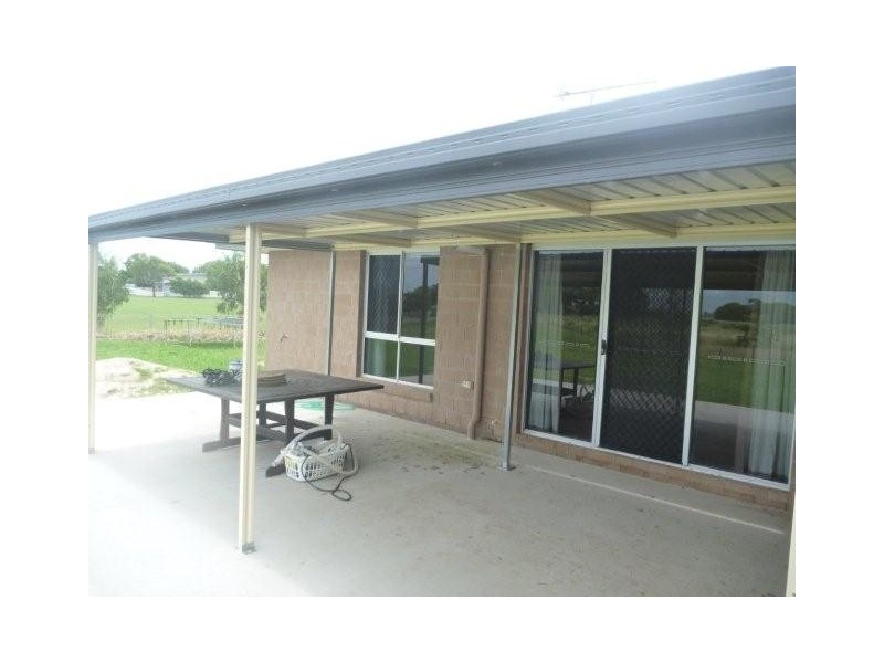 22 Lucinda Place, Bowen QLD 4805