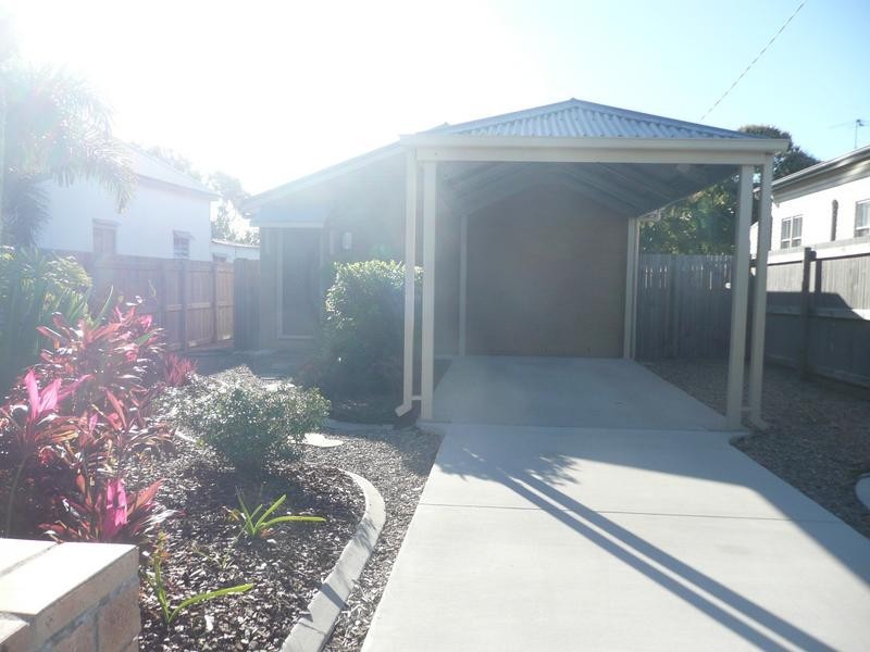 8 Johnston Street, Bowen QLD 4805