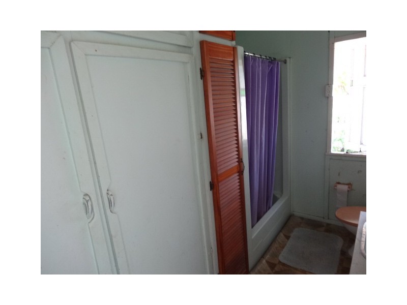 18 John Street, Collinsville QLD 4804