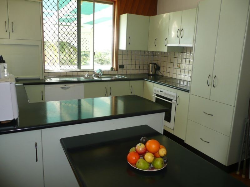 15 King Street, Bowen QLD 4805