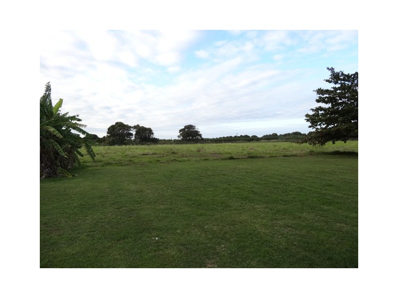 62 Millers Lane, Bowen QLD 4805