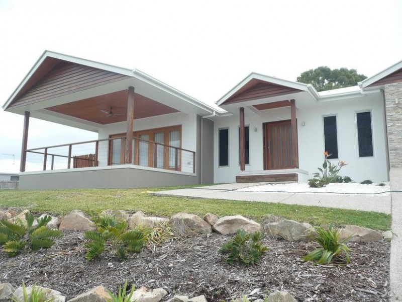 5 Silk Road, Bowen QLD 4805