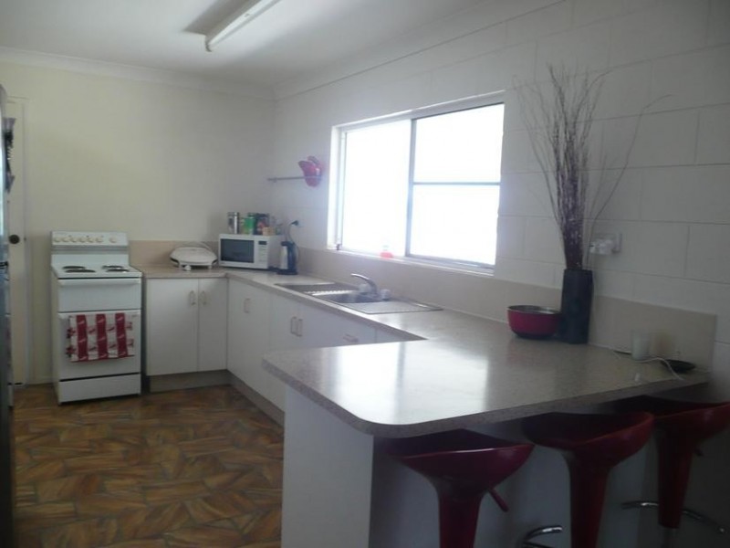 84 Poole Street, Bowen QLD 4805