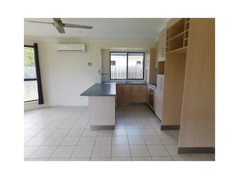 13 Kirkpatrick Court, Bowen QLD 4805