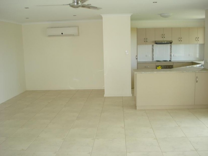 10 Cullen Close, Bowen QLD 4805