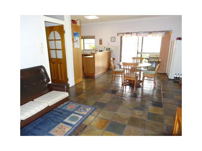 9 Williams Street, Bowen QLD 4805