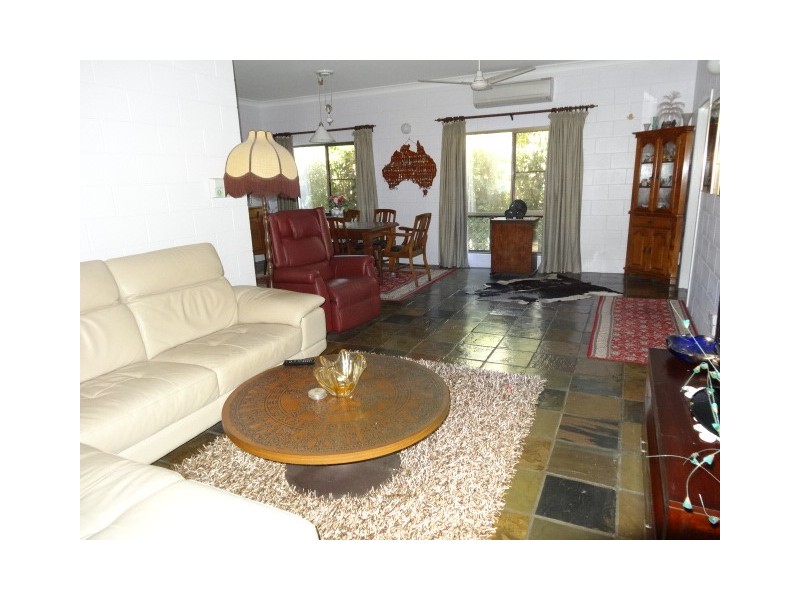 9 Williams Street, Bowen QLD 4805