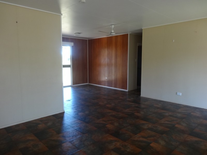 30 Tollington Road, Bowen QLD 4805