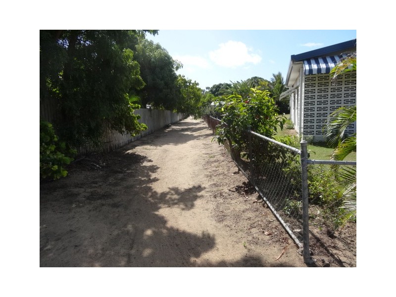 72 Field Street, Bowen QLD 4805