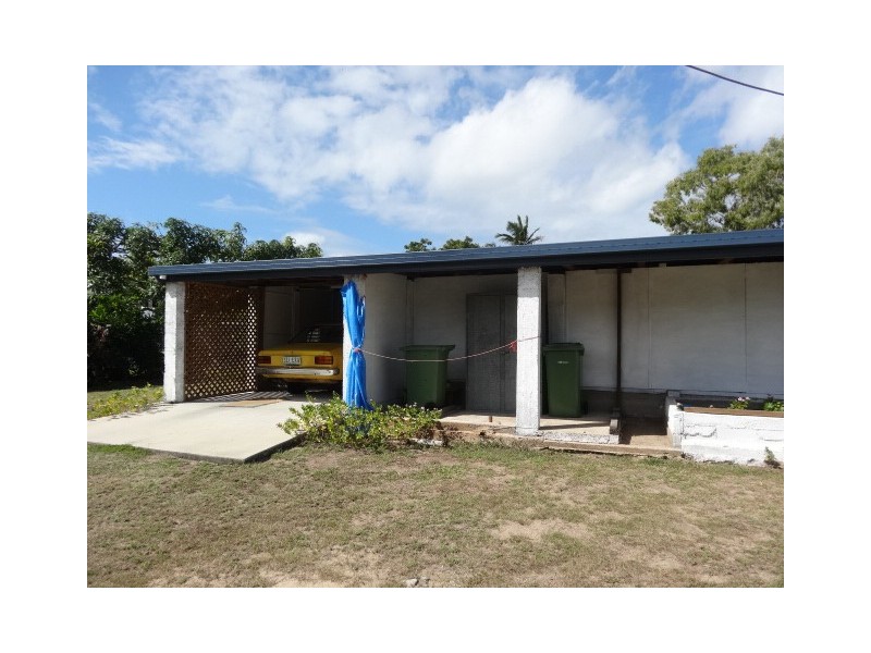 72 Field Street, Bowen QLD 4805
