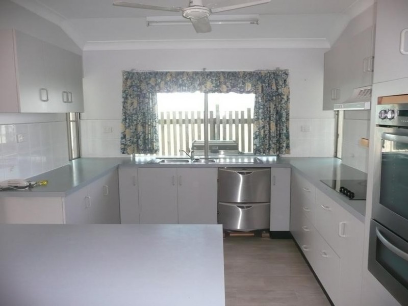 6 Brighton Road, Bowen QLD 4805