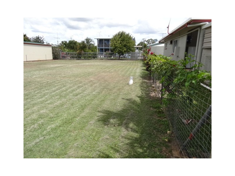 49 Whyte Avenue, Bowen QLD 4805