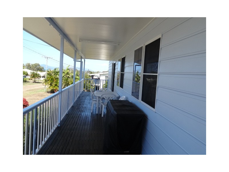 65 Whyte Avenue, Bowen QLD 4805