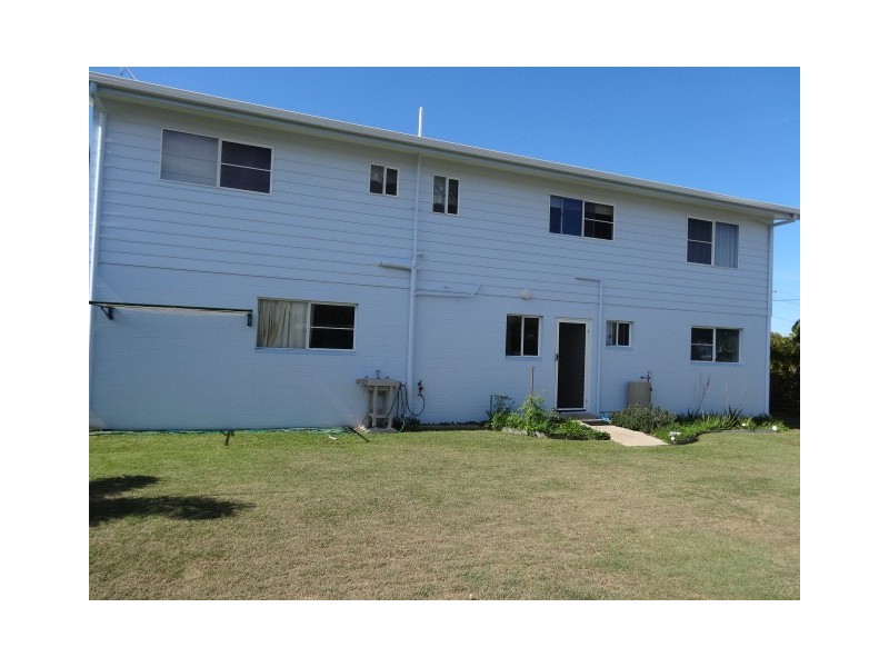 65 Whyte Avenue, Bowen QLD 4805