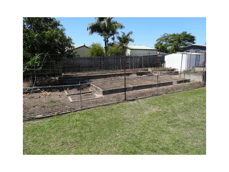 4 Marshall Street, Bowen QLD 4805