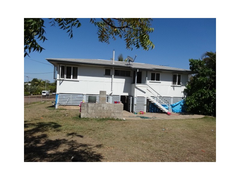 26 Gralton Street, Collinsville QLD 4804