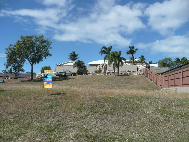 2 Pod Place, Bowen QLD 4805