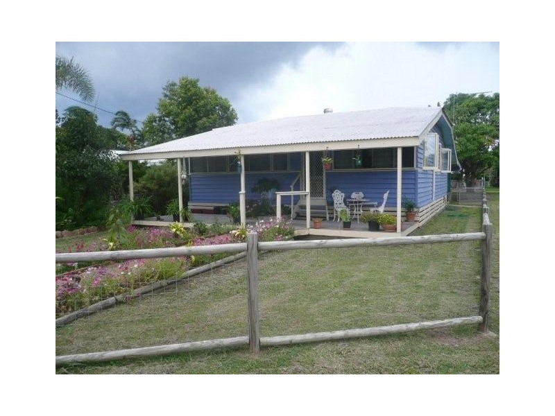 24 Creek Street, Bowen QLD 4805