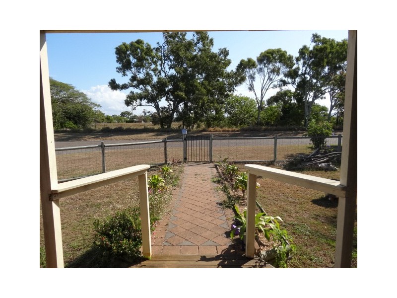 24 Creek Street, Bowen QLD 4805