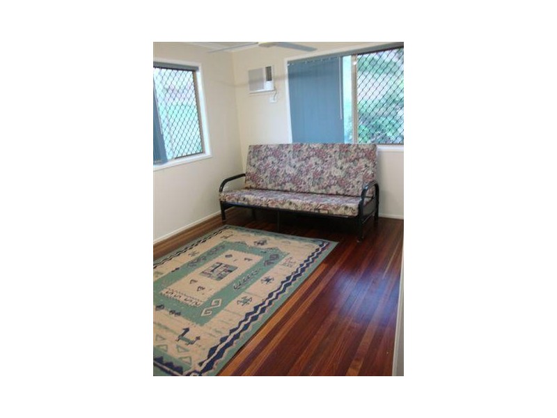 15 Pilcher Place, Bowen QLD 4805